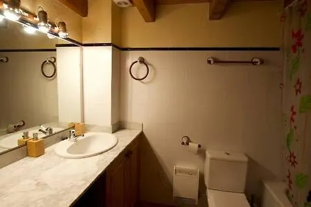 La Dels Esquirols Apartment *